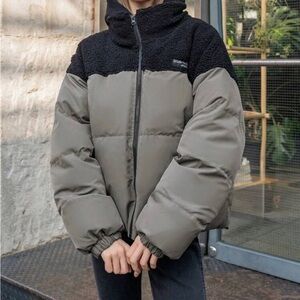 SHEIN - NEW - SIZE MEDIUM - OVERSIZED- PUFFER JACKET